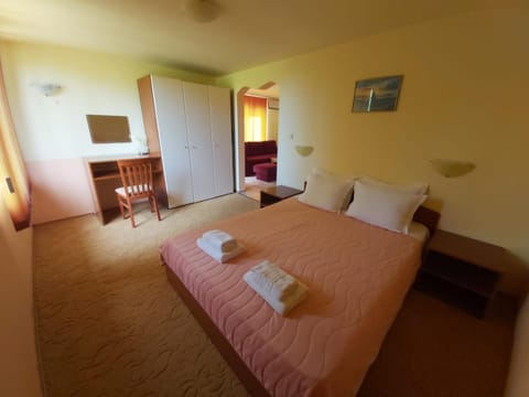 Guest Rooms Flirt Hotel in Varna