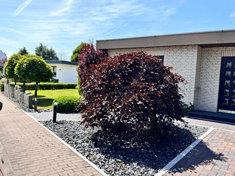 Property building, Garden