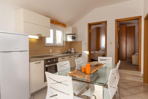 Villa Livia Apartments Appartamento in Bol