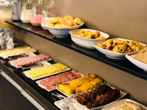 Buffet breakfast