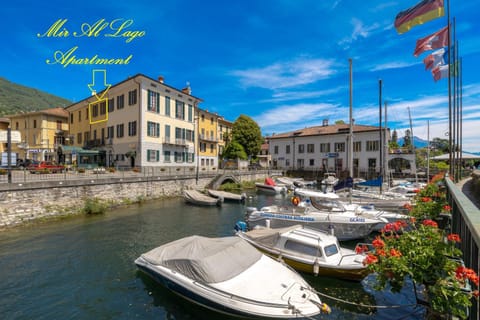 Property building, Nearby landmark, Day, Natural landscape, City view, Lake view, Location