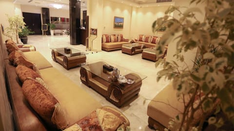 Remas Hotel Suites - Al Khoudh, Seeb, Muscat Apartment hotel in Oman