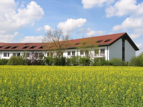 Tagungs- und Bildungszentrum Steinbach/Taunus Hôtel in Oberursel
