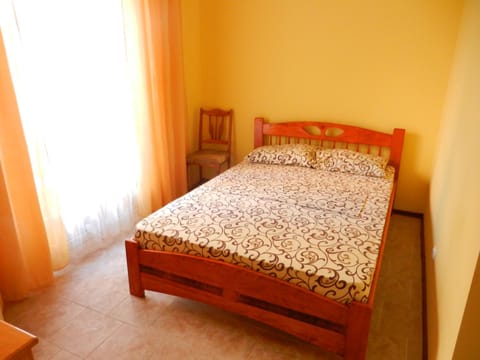 Guest house Villa Leonardo Bed and Breakfast in Kotor Municipality