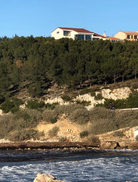 Property building, Sea view