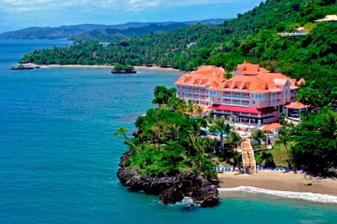 Property building, Nearby landmark, Day, Natural landscape, Bird's eye view, Beach, Mountain view, Sea view