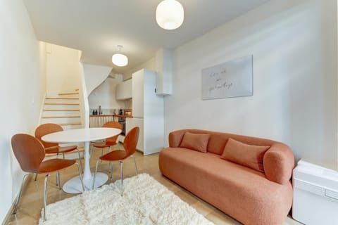 Kitchen or kitchenette, Living room, Dining area