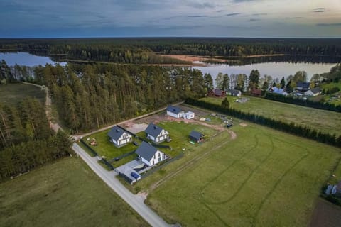 Property building, Day, Natural landscape, Bird's eye view, Lake view