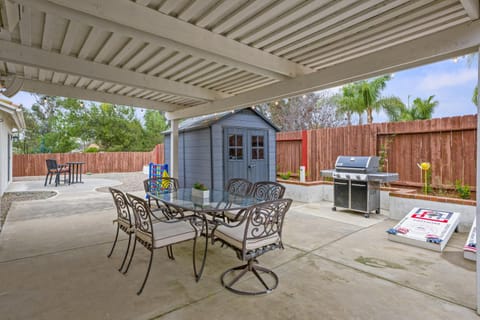 Explore Ramonas Vineyards Tranquil Home with Yard House in Ramona