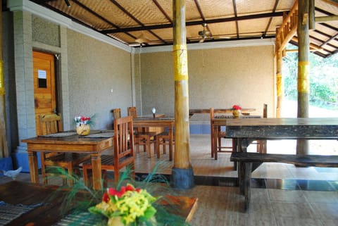 Restaurant/places to eat, Day, Summer, Lobby or reception, On site