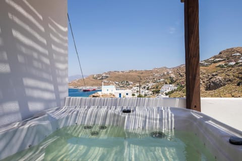 Day, Natural landscape, Hot Tub, Pool view