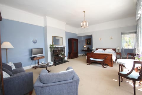 The Old House Bed and Breakfast in Sedgemoor