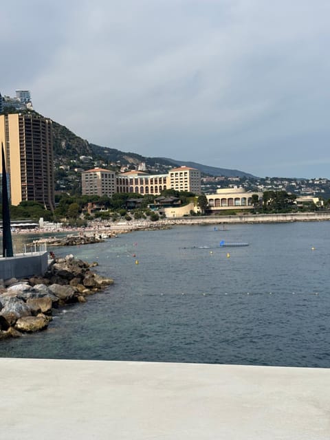 Appartement balcon de Monaco Apartment in Avenue du Carnier