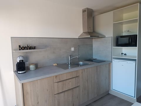 Maison studio de jardin House in Aurillac