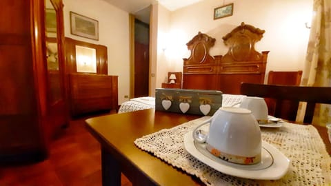 Coffee/tea facilities, Photo of the whole room