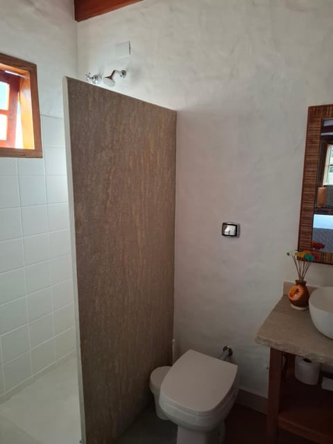 Chalé Cores da Mata Inaugurado recente - novinho House in Carrancas