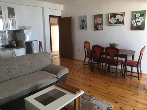 Apartment Luna Appartement in Ulcinj