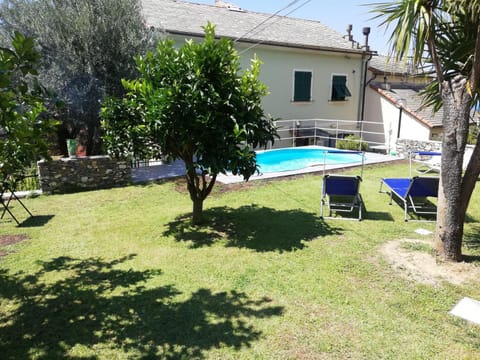 Property building, Natural landscape, Garden, Garden, Balcony/Terrace, Garden view, Pool view, Swimming pool, sunbed