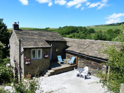 Wood End Cottage House in Calderdale