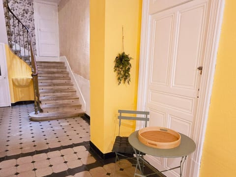 Lobby or reception, storage