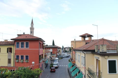 Day, On site, City view