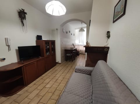 Communal lounge/ TV room, Living room, Seating area