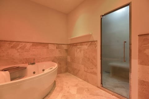 Luxury Marigold Cortona View I Comfort Sauna & Infinity Pool Apartment in Foiano della Chiana