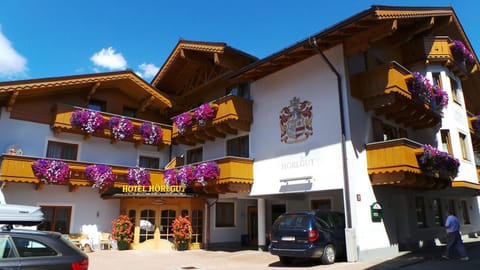 Facade/entrance, Summer