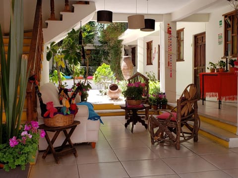 Property building, Bird's eye view, Living room