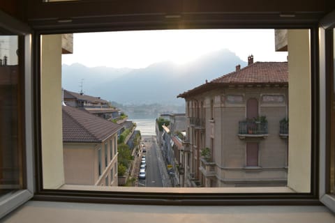 Nearby landmark, Lake view