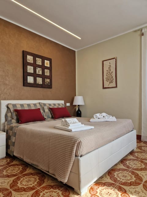 Bed, Other, Bedroom