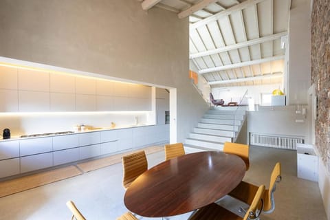 Kitchen or kitchenette, Living room, Dining area