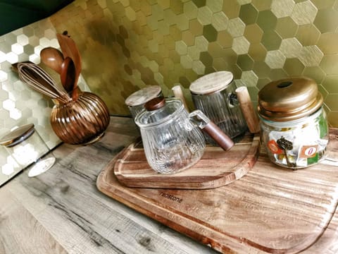 Coffee/tea facilities, Kitchen or kitchenette