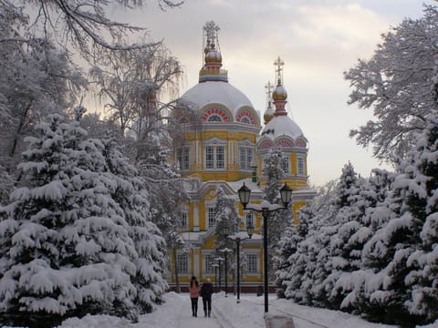 Nearby landmark, Neighbourhood, Winter