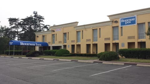Rodeway Inn Joint Base Andrews Area Hotel in Prince Georges County