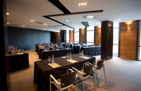 Business facilities, Meeting/conference room