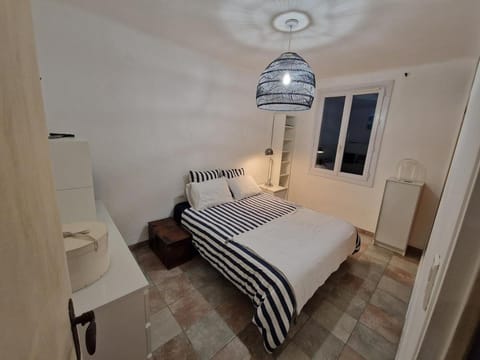 Provençal house with pool House in Sorgues