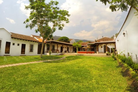 Facade/entrance, Garden