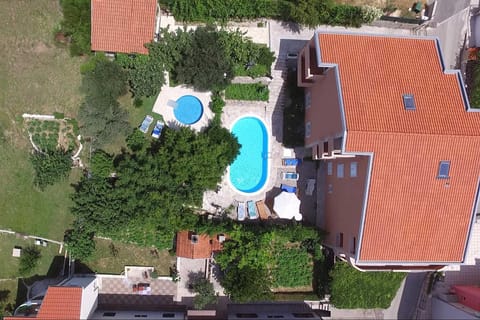 Garden view, Pool view