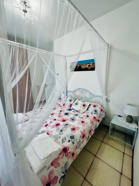 Blackland- Shabby Tuscany House House in Colle di Val d Elsa