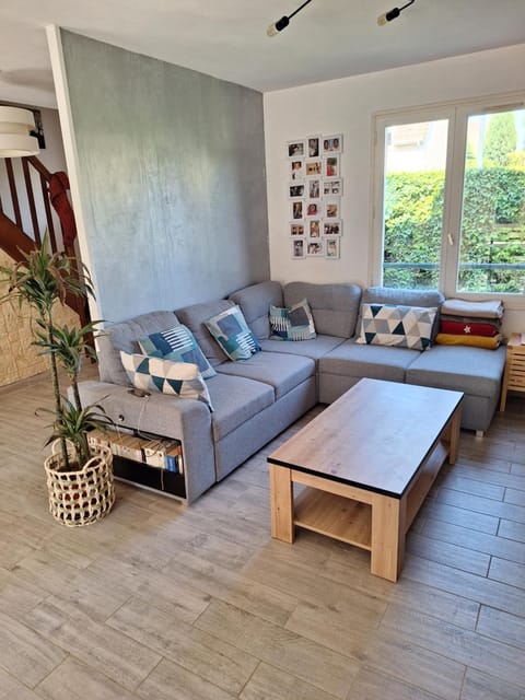 Les Foyers Villa in Caen