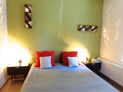 B&B La Chambre du Zodiaque Bed and Breakfast in Brussels