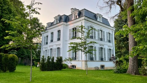 Property building, Garden, Garden view