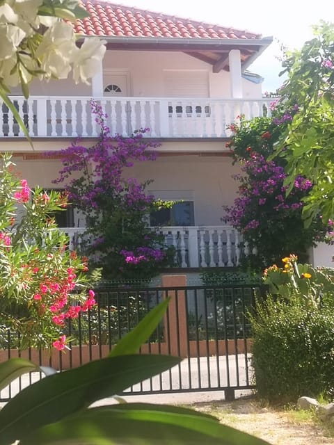 Apartment Ana Condo in Zadar County