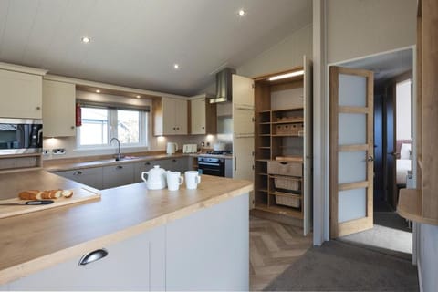 Ruda Holiday Park Campground/ 
RV Resort in Georgeham