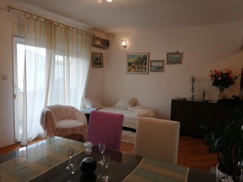 Apartment Visoka Apartment in Split