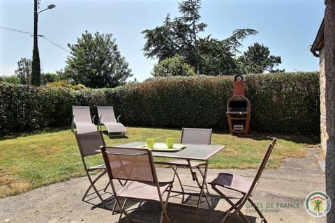 Kergadic Gite de Saint Guénolé House in Trévou-Tréguignec