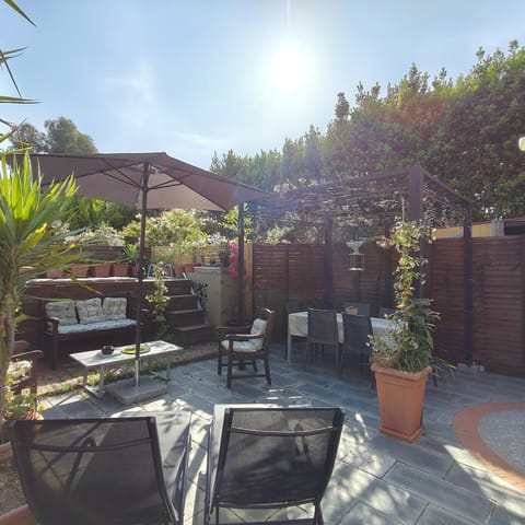 Patio, Garden, Balcony/Terrace