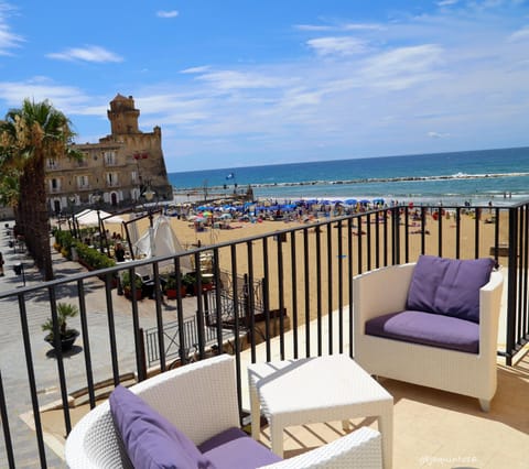 Property building, View (from property/room), Photo of the whole room, Beach, Landmark view, Sea view, Sea view