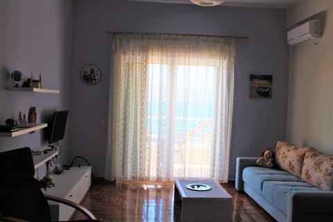 Seaside Apartment Condo in Sarandë